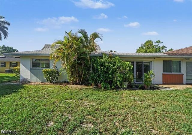 Photo 16 of Townhouse for sale at 856 Pangola Dr, North Fort Myers, FL 33903 | MLS# 2026029299 | Listing updated on 2026-08-31