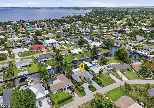 Photo 3 of Single family home for sale at 405 Prather Dr, Fort Myers, FL 33919 | MLS# 2026029383 | Listing updated on 2026-07-16