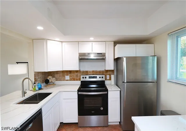 5th image of 1004 Manatee Rd, Naples, FL 34114