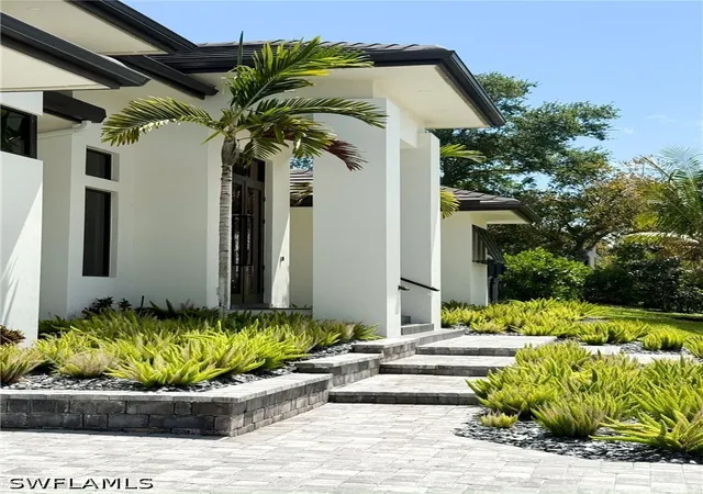 Photo 3 of Single family home for sale at 1702 Ludlow Rd, Marco Island, FL 34145 | MLS# 226021913 | Listing updated on 2026-08-31