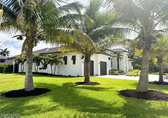 Photo 4 of Single family home for sale at 1702 Ludlow Rd, Marco Island, FL 34145 | MLS# 226021913 | Listing updated on 2026-08-31