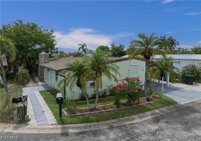 Photo 1 of Manufactured home for sale at 16200 Cathy Ct, Fort Myers, FL 33908 | MLS# 2026029431 | Listing updated on 2026-07-09
