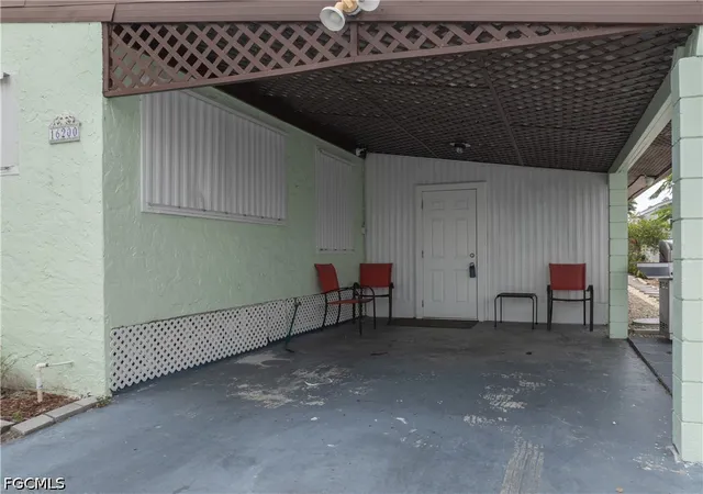 Photo 4 of Manufactured home for sale at 16200 Cathy Ct, Fort Myers, FL 33908 | MLS# 2026029431 | Listing updated on 2026-07-09