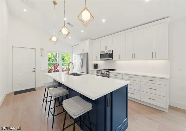 Photo 3 of Single family home for sale at 4775 Europa Dr, Naples, FL 34105 | MLS# 226025139 | Listing updated on 2026-07-10
