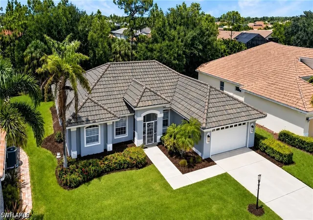 Photo 3 of Single family home for sale at 25020 Divot Dr, Bonita Springs, FL 34135 | MLS# 226025347 | Listing updated on 2026-10-07