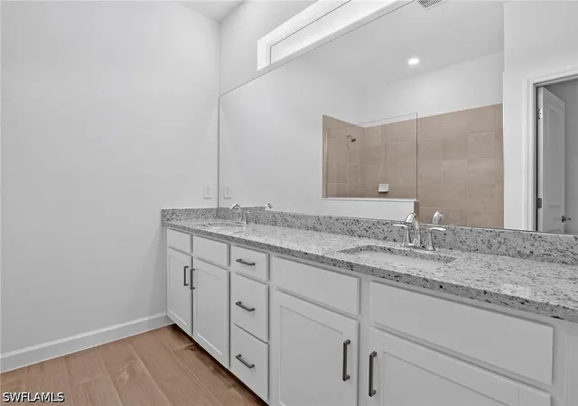 Photo 3 of Single family home for sale at 3171 Weston Manor Dr, Alva, FL 33920 | MLS# 226025370 | Listing updated on 2026-09-29