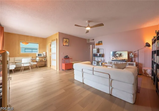 3rd image of 3225 E Riverside Dr, Fort Myers, FL 33916
