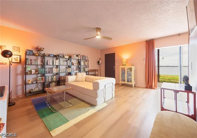 5th image of 3225 E Riverside Dr, Fort Myers, FL 33916