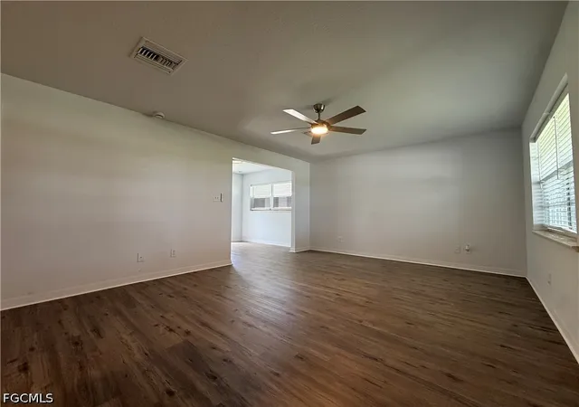 2nd image of 724 Orchard Park Dr, Clewiston, FL 33440 | MLS# 2026029526