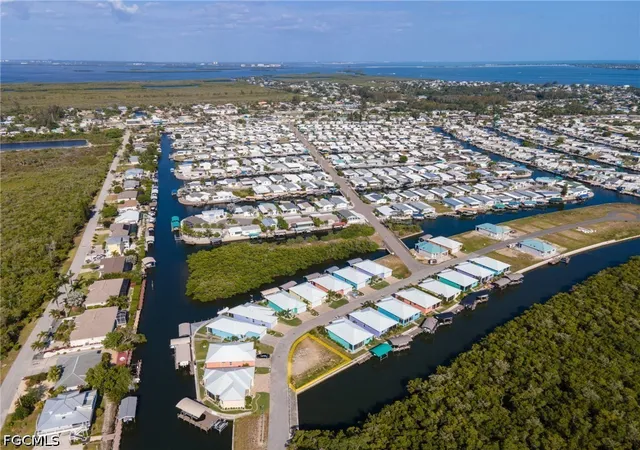 5th image of 3155 Trawler Ln, Saint James City, FL 33956 | MLS# 2026029553