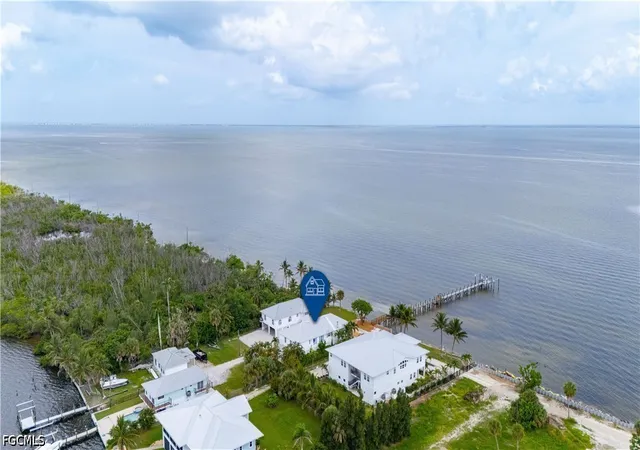 4th image of 8550 Ebbtide Wy, Bokeelia, FL 33922 | MLS# 2026029600