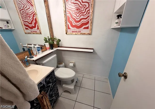 2nd image of 17364/366 Dowling Dr, Fort Myers, FL 33967