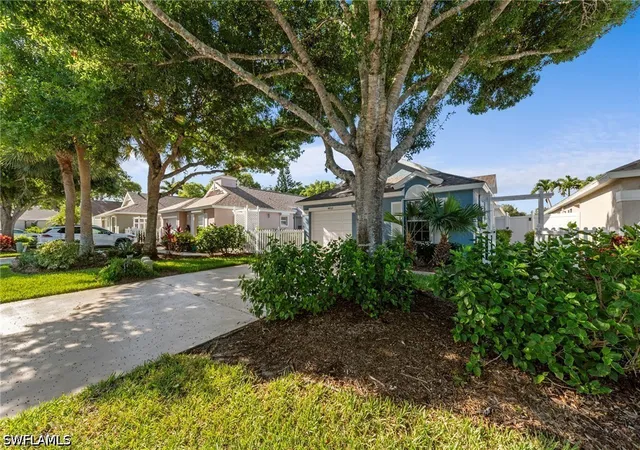 Photo 3 of Single family home for sale at 14932 Sterling Oaks Dr, Naples, FL 34110 | MLS# 226025528 | Listing updated on 2026-08-04