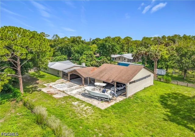 Photo 2 of Single family home for sale at 19330 Meredith Rd, North Fort Myers, FL 33917 | MLS# 2026029634 | Listing updated on 2026-07-27