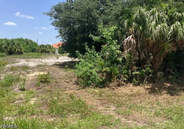 Photo 1 of Land for sale at 7219 Freeberg Cir, Port Charlotte, FL 33981 | MLS# 2026029665 | Listing updated on 2026-07-10
