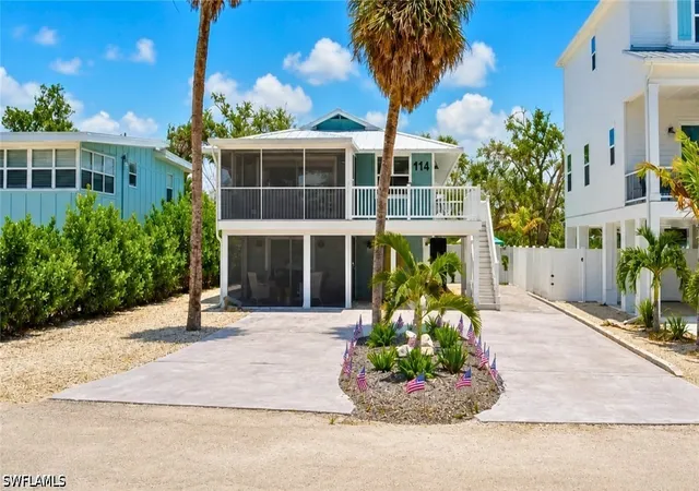 2nd image of 114 Lovers Ln, Fort Myers Beach, FL 33931 | MLS# 226025388