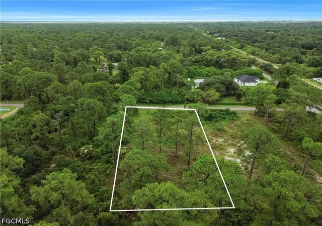 3rd image of 2005 Columbus Ave, Alva, FL 33920 | MLS# 2026029709