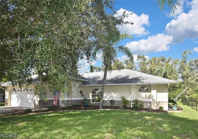 Photo 2 of Single family home for sale at 18674 Spruce Dr E, Fort Myers, FL 33967 | MLS# 2026029719 | Listing updated on 2026-08-08