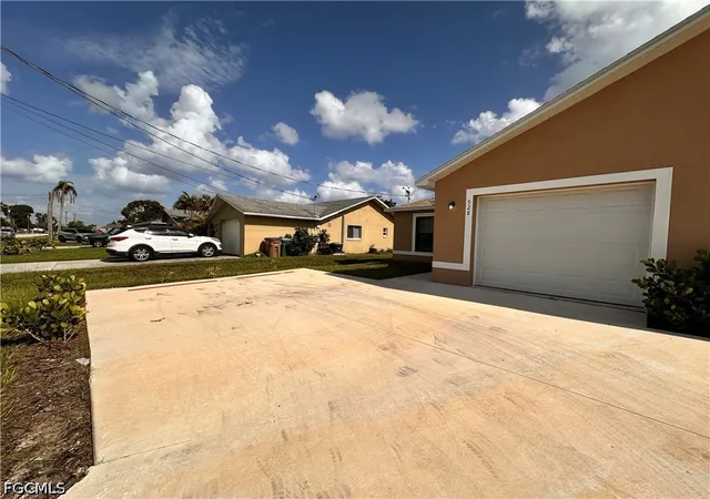 Photo 2 of Multi family home for sale at 526 528 Se 4th Terrace, Cape Coral, FL 33990 | MLS# 2026029731 | Listing updated on 2026-08-01