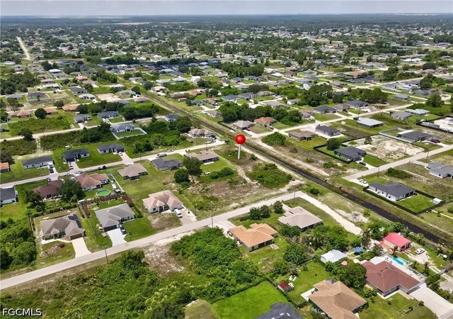 Photo 2 of Sale Pending at 2718 25th Street SW, Lehigh Acres, FL 33976 | MLS# 2026029778 | Listing updated on 2026-08-31