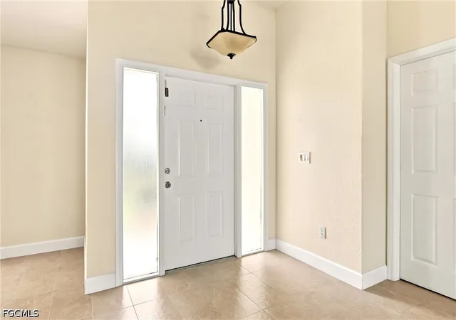 3rd image of 1508 Se 5Th Ct, Cape Coral, FL 33990 | MLS# 2026029784