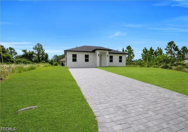Photo 3 of Single family home for sale at 707 Randall Ave E, Lehigh Acres, FL 33974 | MLS# 2026029841 | Listing updated on 2026-07-18