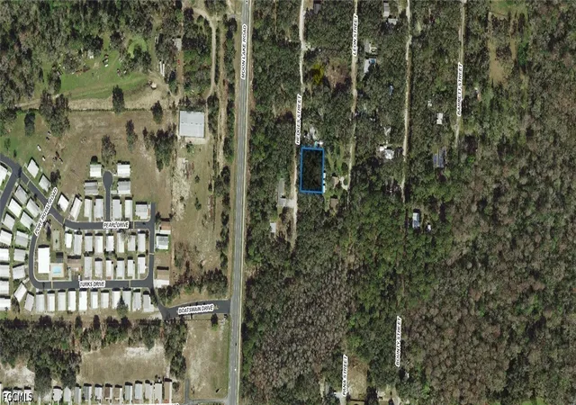 Photo 3 of Sale Pending at 17 25 17 0030 01700 0240 Hedges St, New Port Richey, FL 34654 | MLS# 2026029920 | Listing updated on 2026-07-24