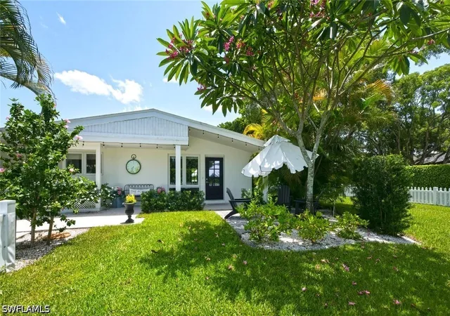 Photo 2 of Single family home for sale at 1216 10th Street N, Naples, FL 34102 | MLS# 226025719 | Listing updated on 2026-07-13