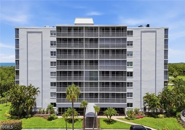 3rd image of 5 Bluebill Ave #308, Naples, FL 34108 | MLS# 2026029947