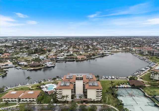 2nd image of 601 Seaview Ct #C103, Marco Island, FL 34145 | MLS# 226025930