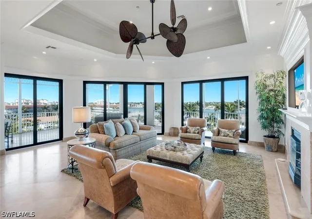2nd image of 160 Palm St, Marco Island, FL 34145