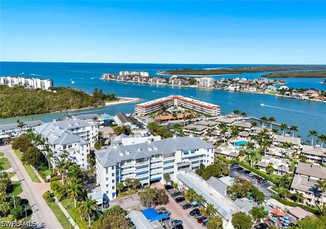 5th image of 160 Palm St, Marco Island, FL 34145