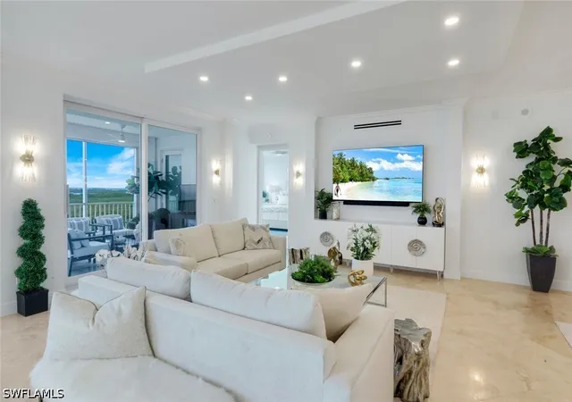 5th image of 275 Indies Wy, Naples, FL 34110