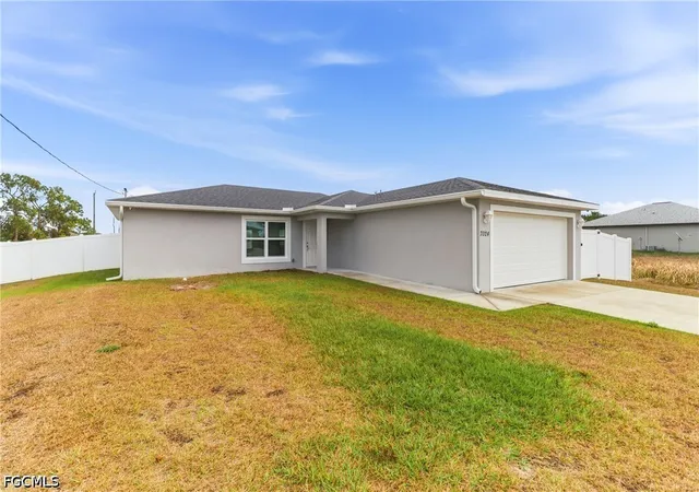 Photo 3 of Single family home for sale at 7024 Hero Cir, Labelle, FL 33935 | MLS# 2026030000 | Listing updated on 2026-07-13