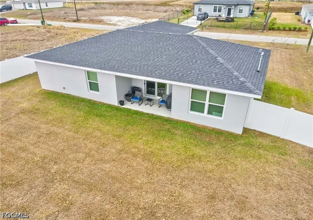 Photo 4 of Single family home for sale at 7024 Hero Cir, Labelle, FL 33935 | MLS# 2026030000 | Listing updated on 2026-07-13