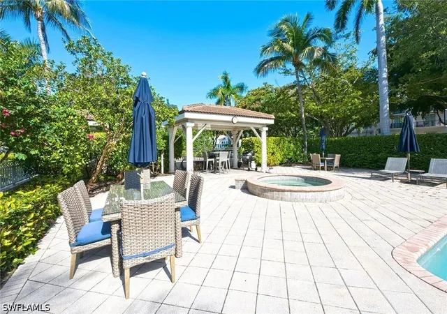 2nd image of 980 7Th Ave S, Naples, FL 34102