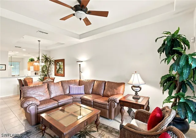 Listing Photo 5 - Condo for sale in building located at 4874 Hampshire Ct, Naples, FL 34112 - Unit #303