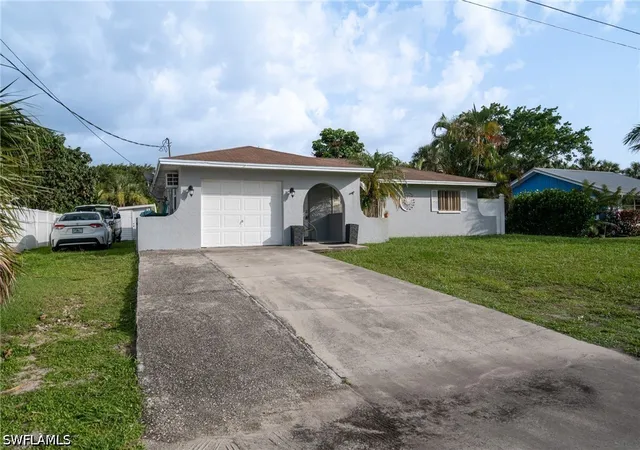 Photo 2 of Sale Pending at 4636 25th Avenue Sw, Naples, FL 34116 | MLS# 226023982 | Listing updated on 2026-08-10