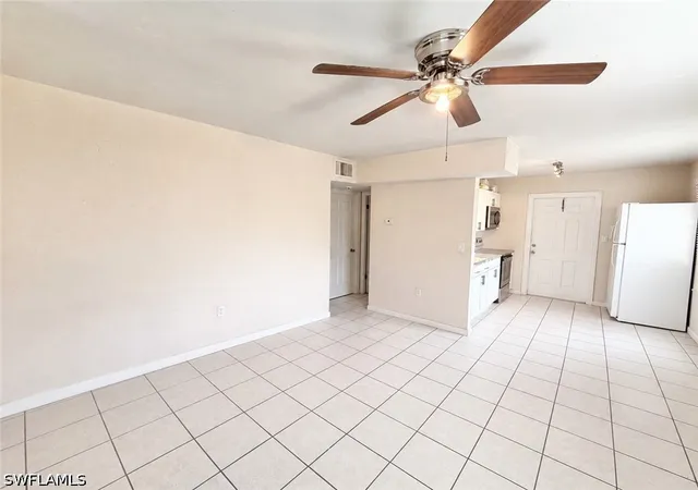 4th image of 2485 Bayside St, Naples, FL 34112 | MLS# 226024963