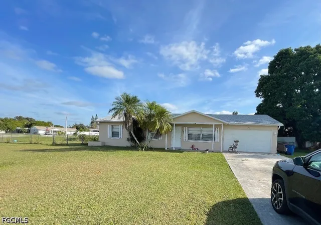 Photo 1 of Single family home for sale at 129 Stetson St, Lehigh Acres, FL 33936 | MLS# 2026030110 | Listing updated on 2026-07-14