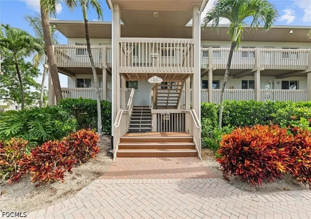4th image of 802 Marina Villas, Captiva, FL 33924