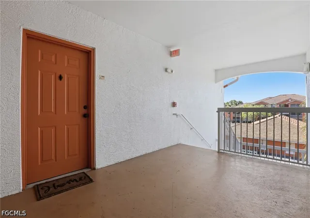 Photo 4 of Condo for sale at 6321 Aragon Way #306, Fort Myers, FL 33966 | MLS# 2026030256 | Listing updated on 2026-08-28