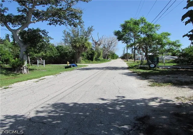 4th image of 16121 Tortuga St, Bokeelia, FL 33922 | MLS# 2026030284