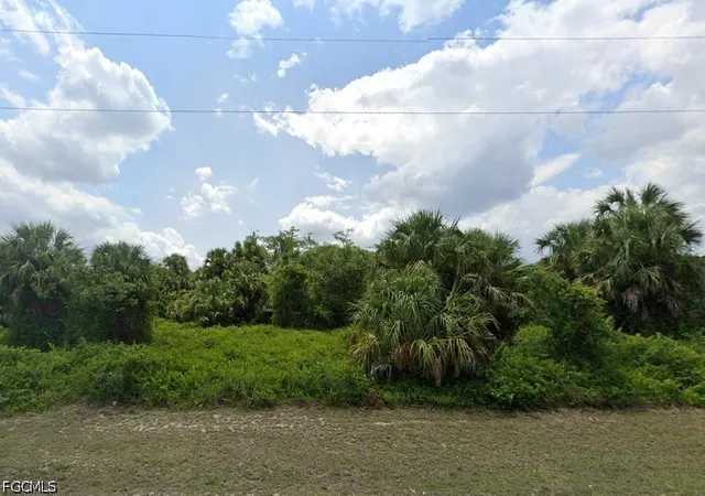 Photo 1 of Land for sale at Lot#4 S Hilton Cir, Labelle, FL 33935 | MLS# 2026030291 | Listing updated on 2026-07-15