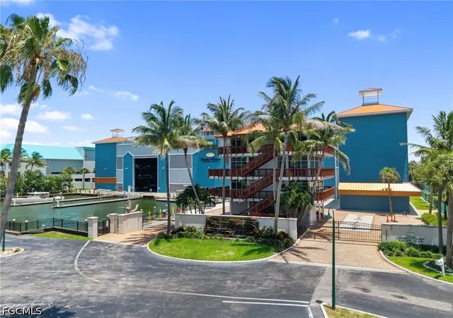 2nd image of 15051 Punta Rassa Rd 414, Fort Myers, FL 33908 | MLS# 2026030309