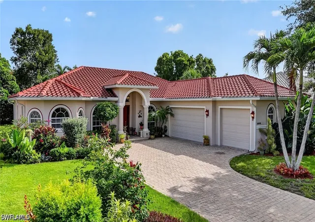 Photo 1 of Single family home for sale at 24908 Fairwinds Ln, Bonita Springs, FL 34135 | MLS# 226025659 | Listing updated on 2026-07-15