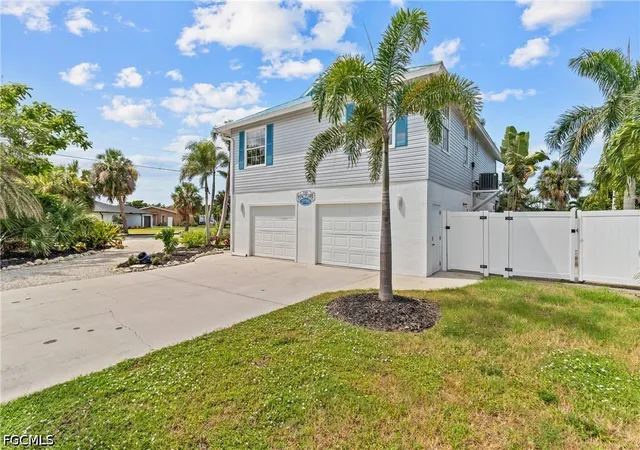 2nd image of 17750 Rebecca Ave, Fort Myers Beach, FL 33931 | MLS# 2026030373