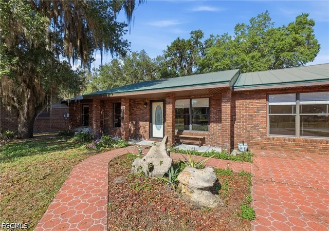 1st image of 420 Grant St, Labelle, FL 33935 | MLS# 2026030400