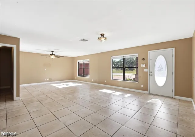 5th image of 420 Grant St, Labelle, FL 33935 | MLS# 2026030400