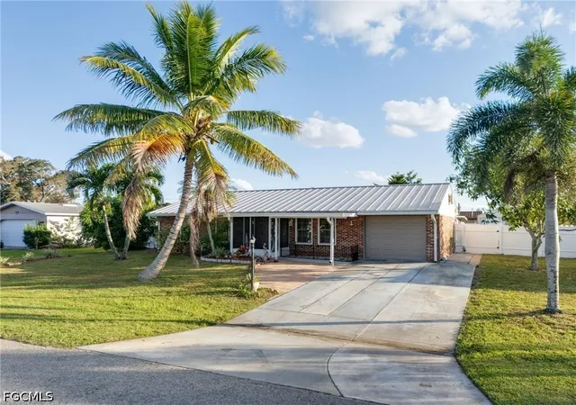 Photo 1 of Single family home for sale at 1416 Irondale St E, Lehigh Acres, FL 33936 | MLS# 2026030404 | Listing updated on 2026-08-01